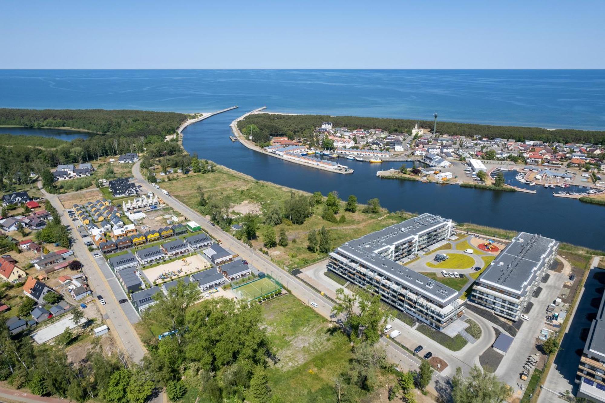 Wellness & Spa Resort Dziwnow Riverfront Apartments With Parking By Noclegi Renters Exterior photo