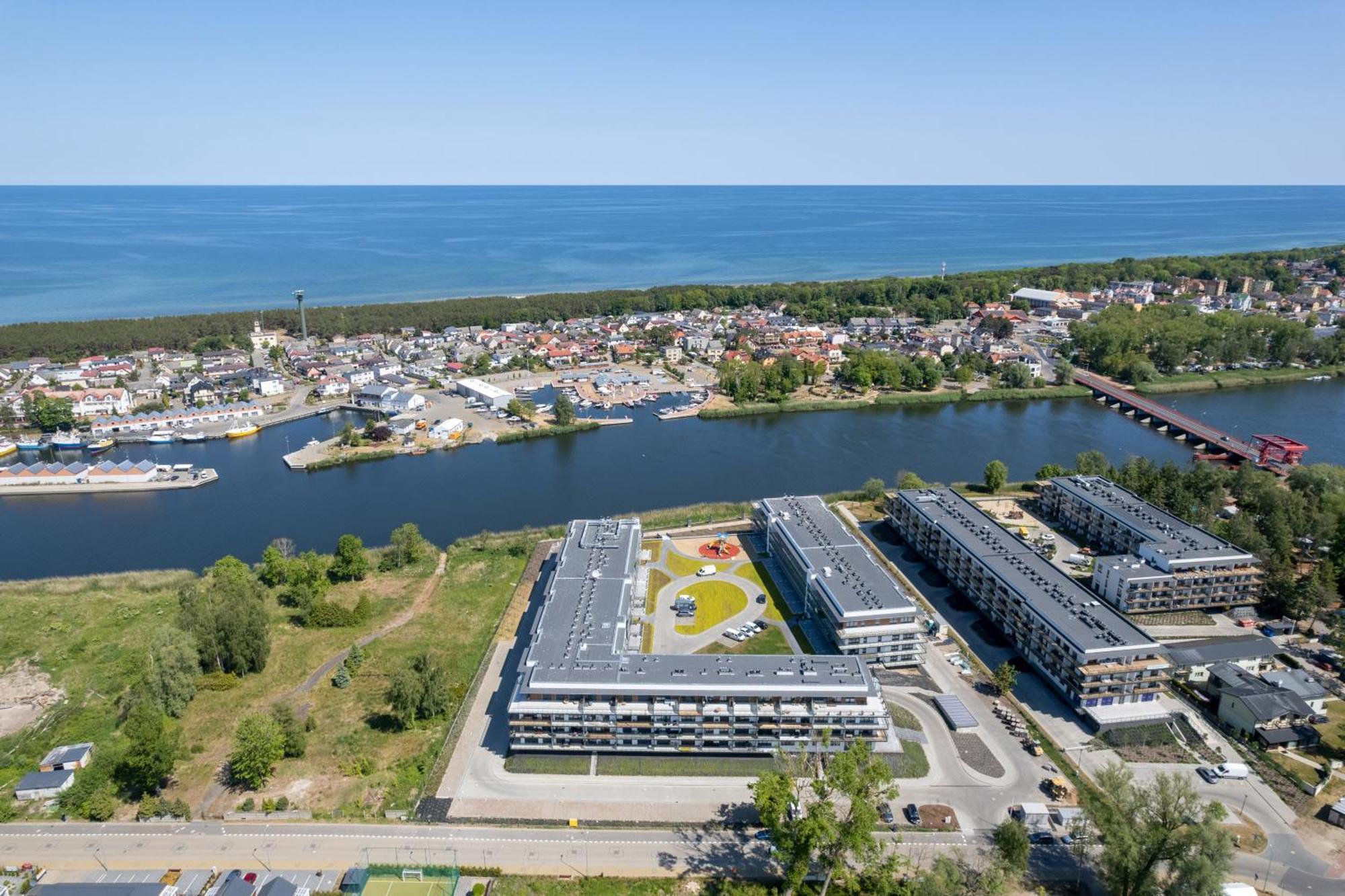Wellness & Spa Resort Dziwnow Riverfront Apartments With Parking By Noclegi Renters Exterior photo