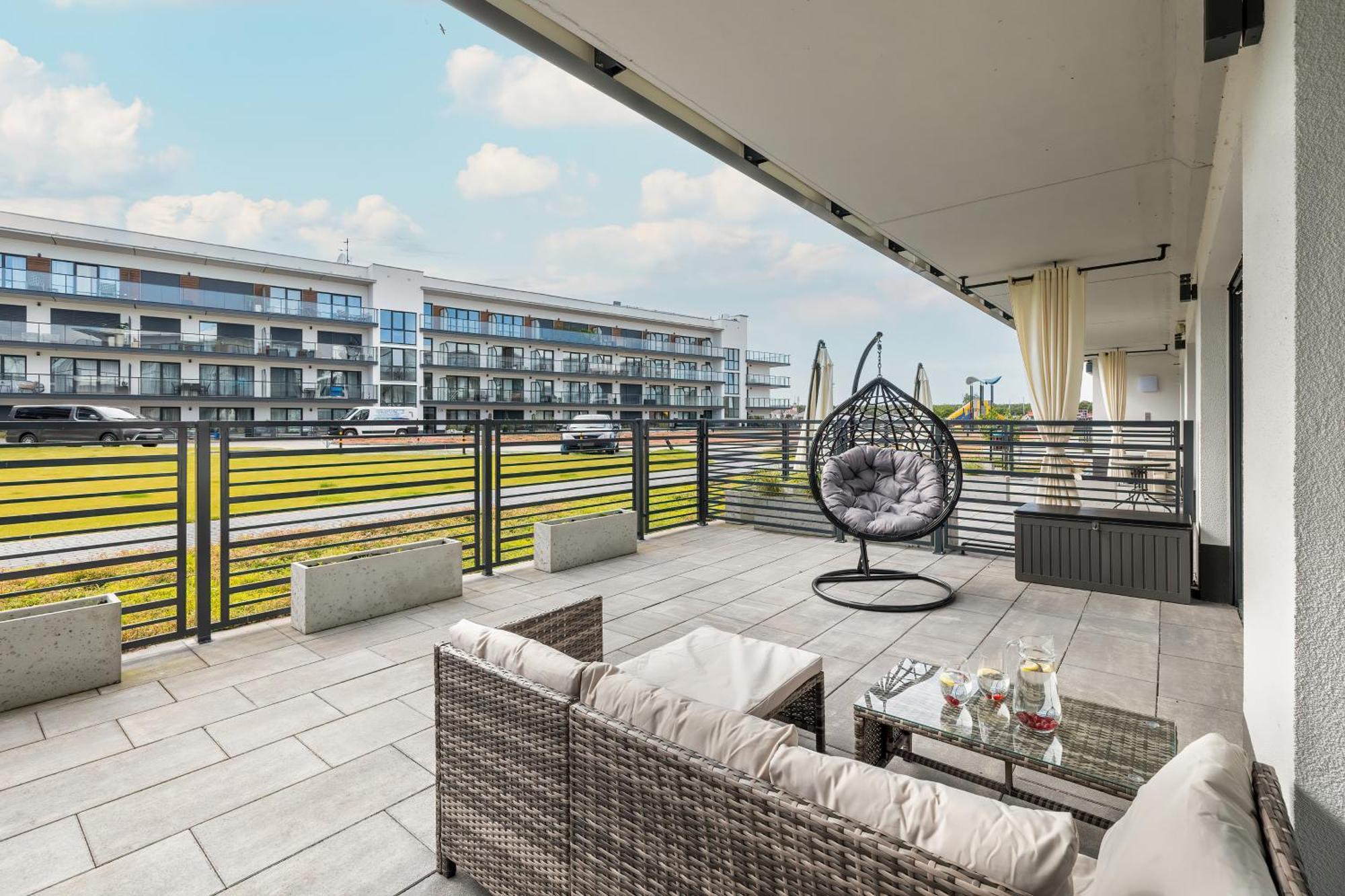 Wellness & Spa Resort Dziwnow Riverfront Apartments With Parking By Noclegi Renters Exterior photo
