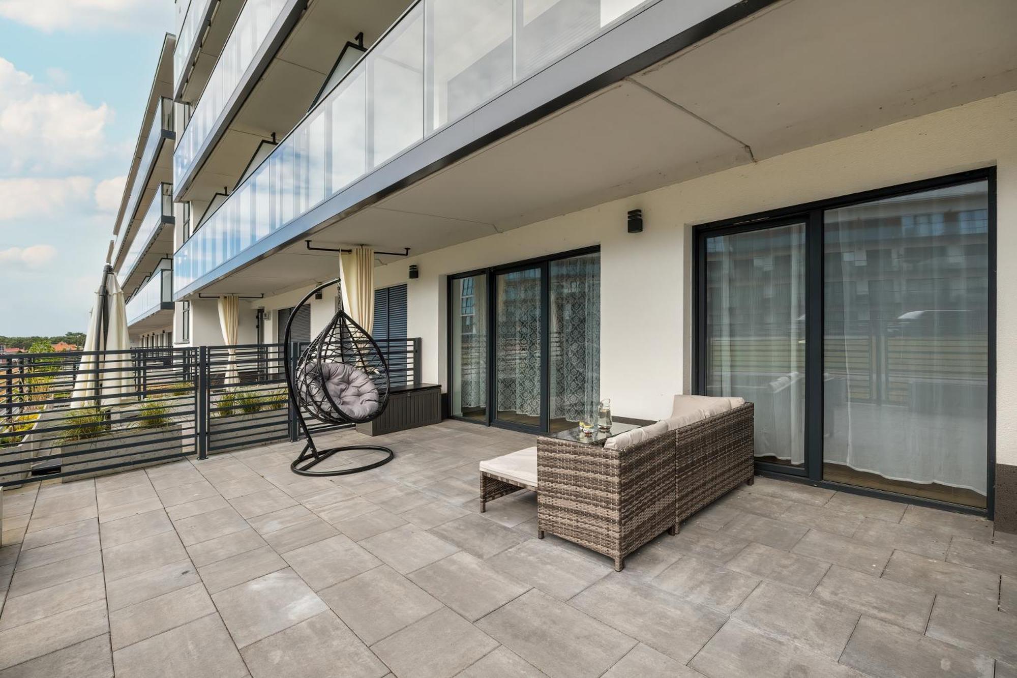 Wellness & Spa Resort Dziwnow Riverfront Apartments With Parking By Noclegi Renters Exterior photo